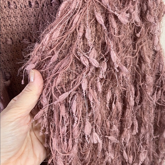 New Altar'd State Shaggy Vest Women's Medium  Rose Pink Fall Winter Boho Knit - Picture 2 of 8